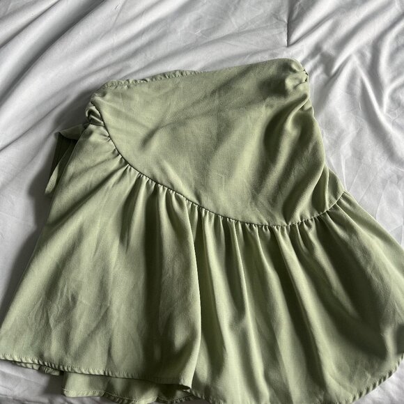 Army Green Skirt with a Bow - Picture 2 of 2